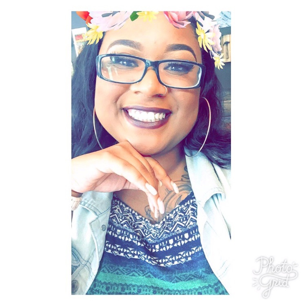 Meet your Posher, YhaaYhaa 💕